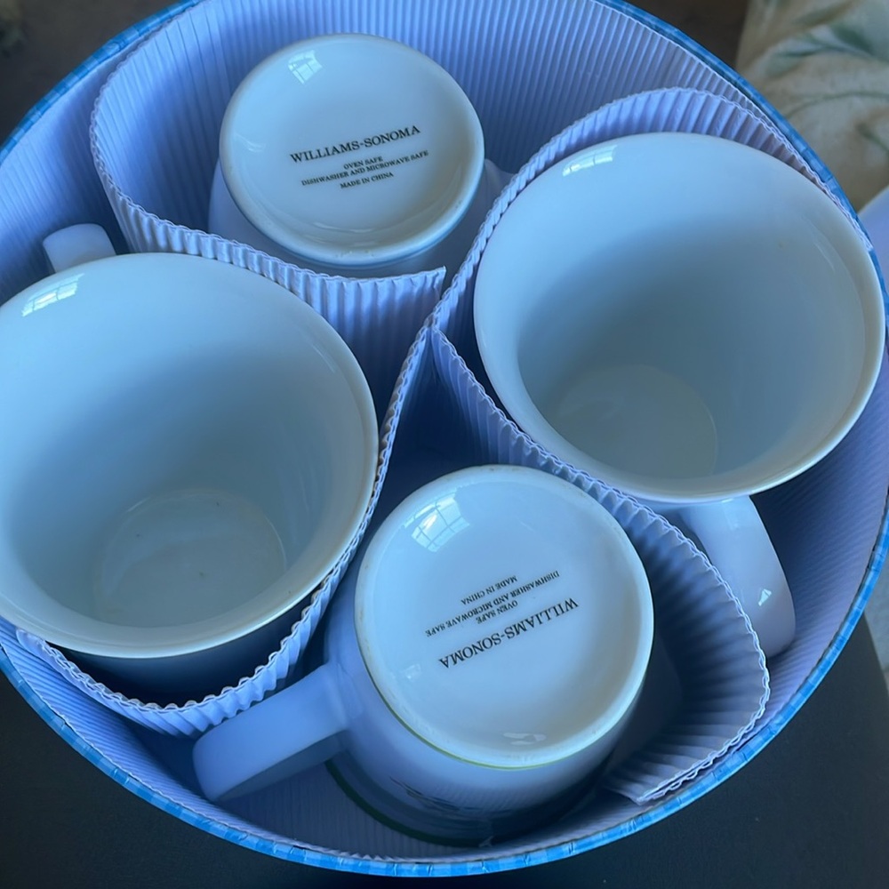 Williams Sonoma Spring Bunny Porcelain Mug Set - Picture 2 of 5
